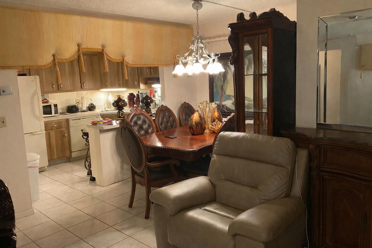 334 Pine Ridge Circle, Unit C1 Greenacres, FL 33463 - Photo 10 of 17 9414473A-03B9-44B3-8846-D5C7C9C66802