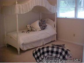 218 Maggies Road Clarks Summit, PA 18411 - Photo 4 of 6 Gallery Image 4