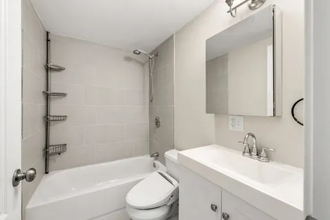 $880,000 | 11 8th Street, Unit 2, Cambridge, MA 02141