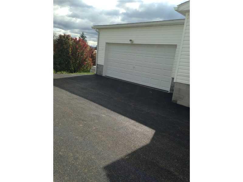 108 Braddock Road Smithfield, PA 15478 - Photo 3 of 22 Parking Lot/Garage.
