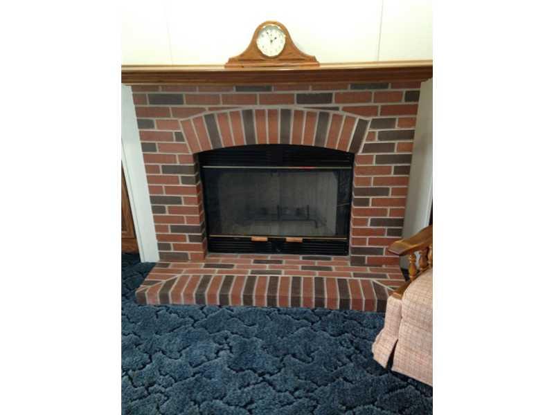 108 Braddock Road Smithfield, PA 15478 - Photo 7 of 22 Living Room.