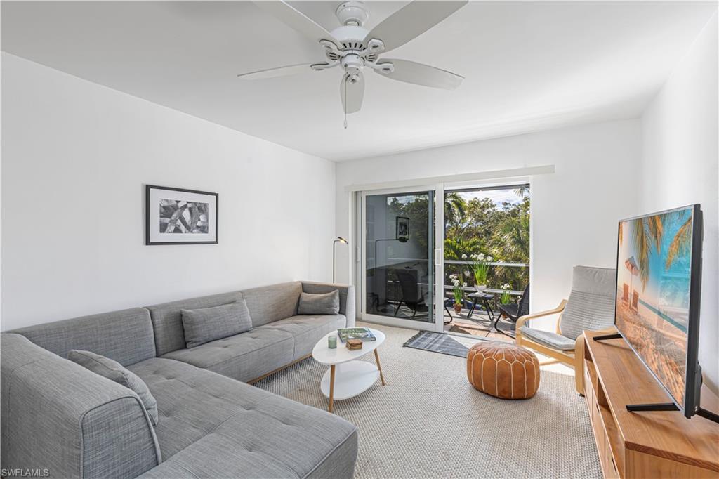 72 7th Street South, Unit 309 Naples, FL 34102 - Photo 5 of 21