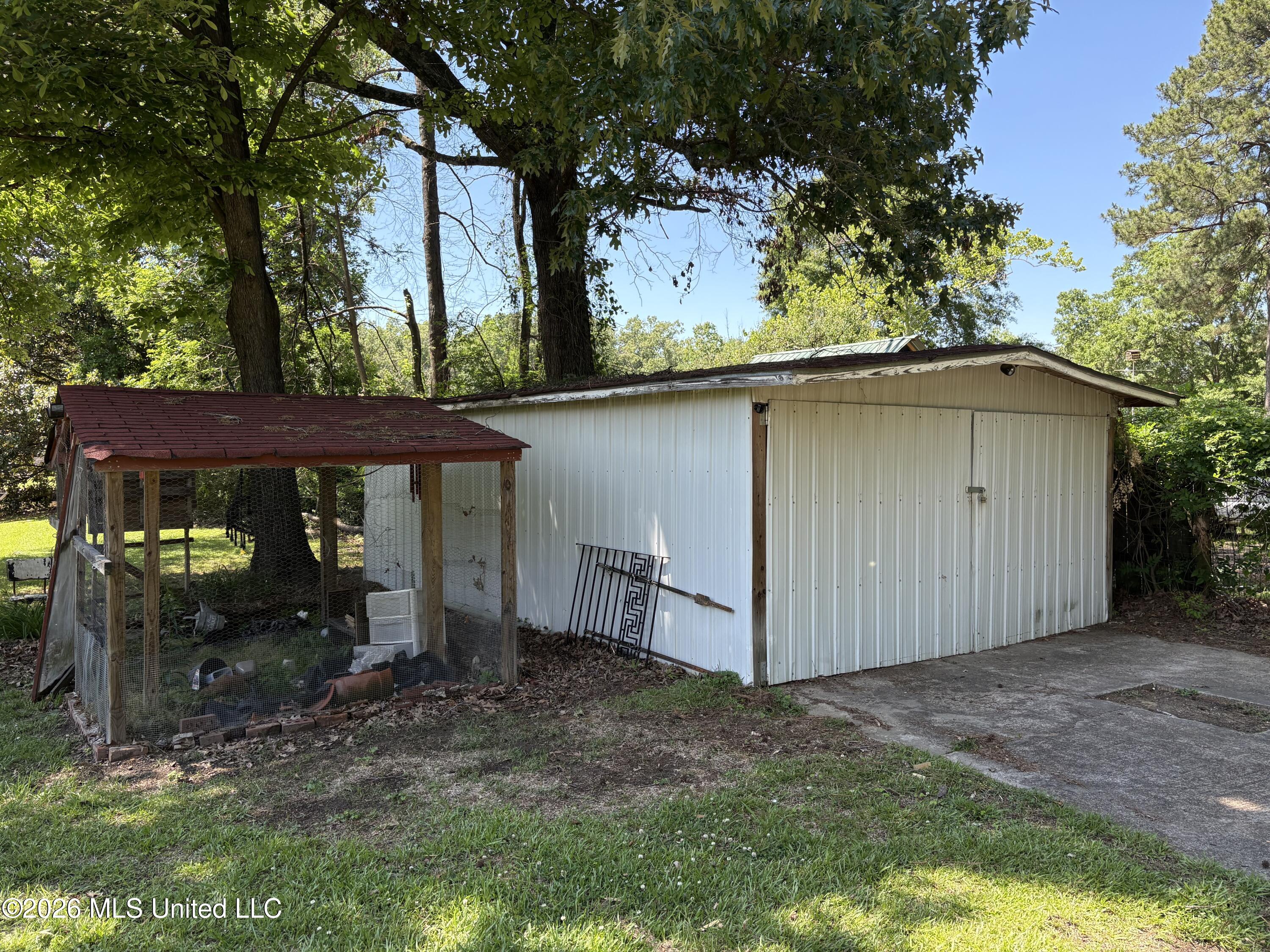 305 Lake Harbor Road Brandon, MS 39047 - Photo 17 of 31 IMG_7752