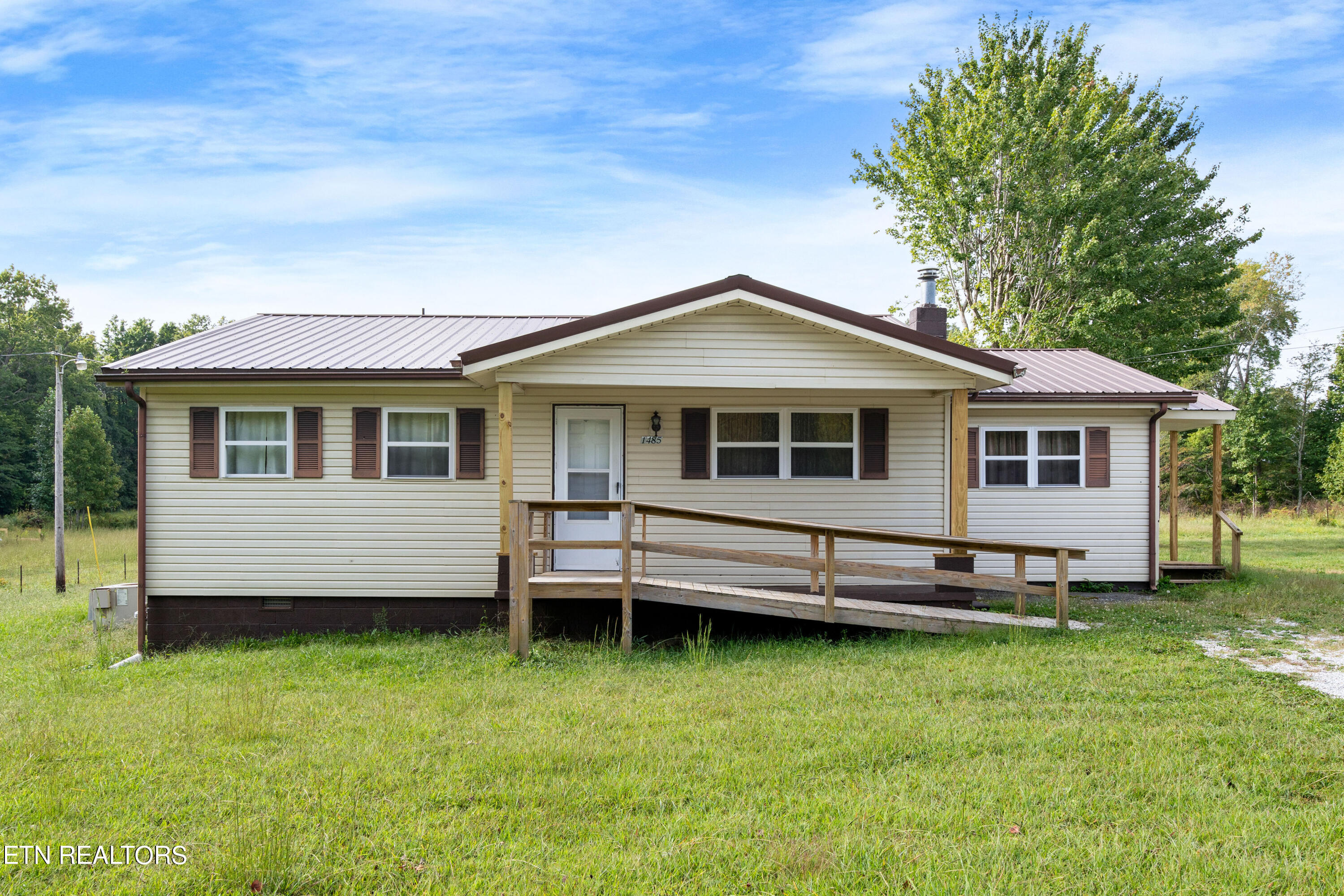 1485 Mountain View Road Robbins, TN 37852 - Photo 1 of 18 030A3980