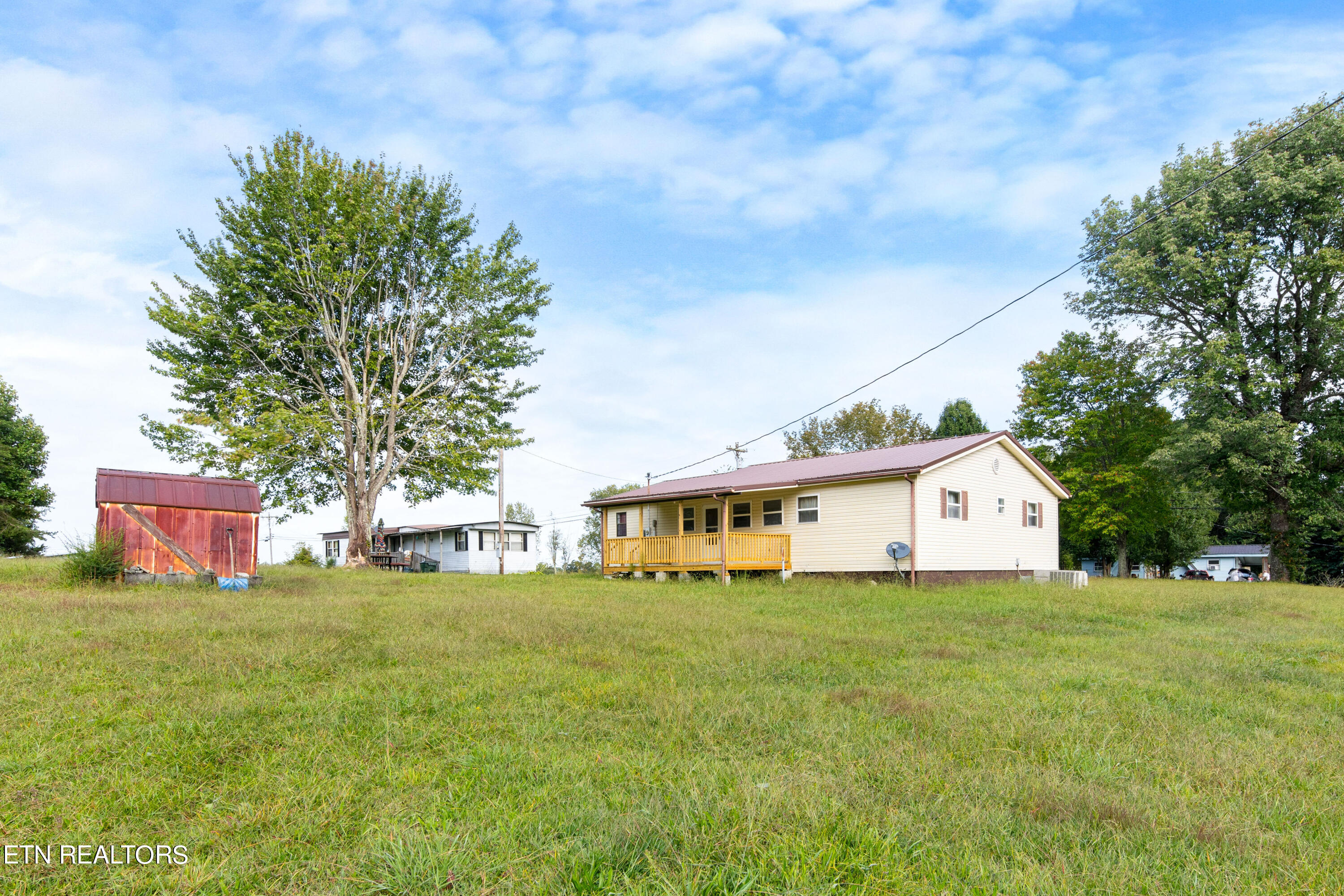1485 Mountain View Road Robbins, TN 37852 - Photo 17 of 18 030A3999