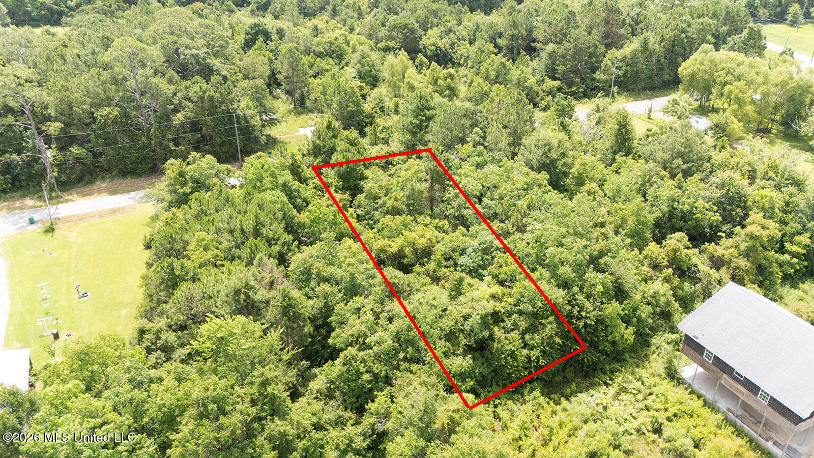 5921 M And L Road Biloxi, MS 39532 - Photo 4 of 10 03