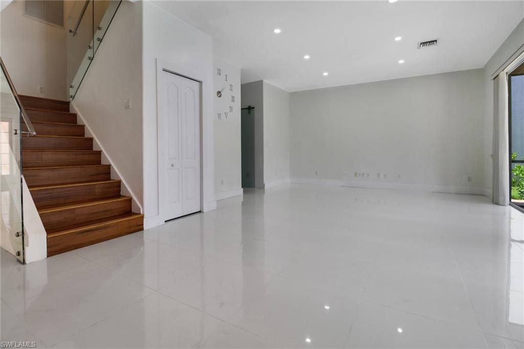 8271 Laurel Lakes Way Naples, FL 34119 - Photo 13 of 33 Virtually staged