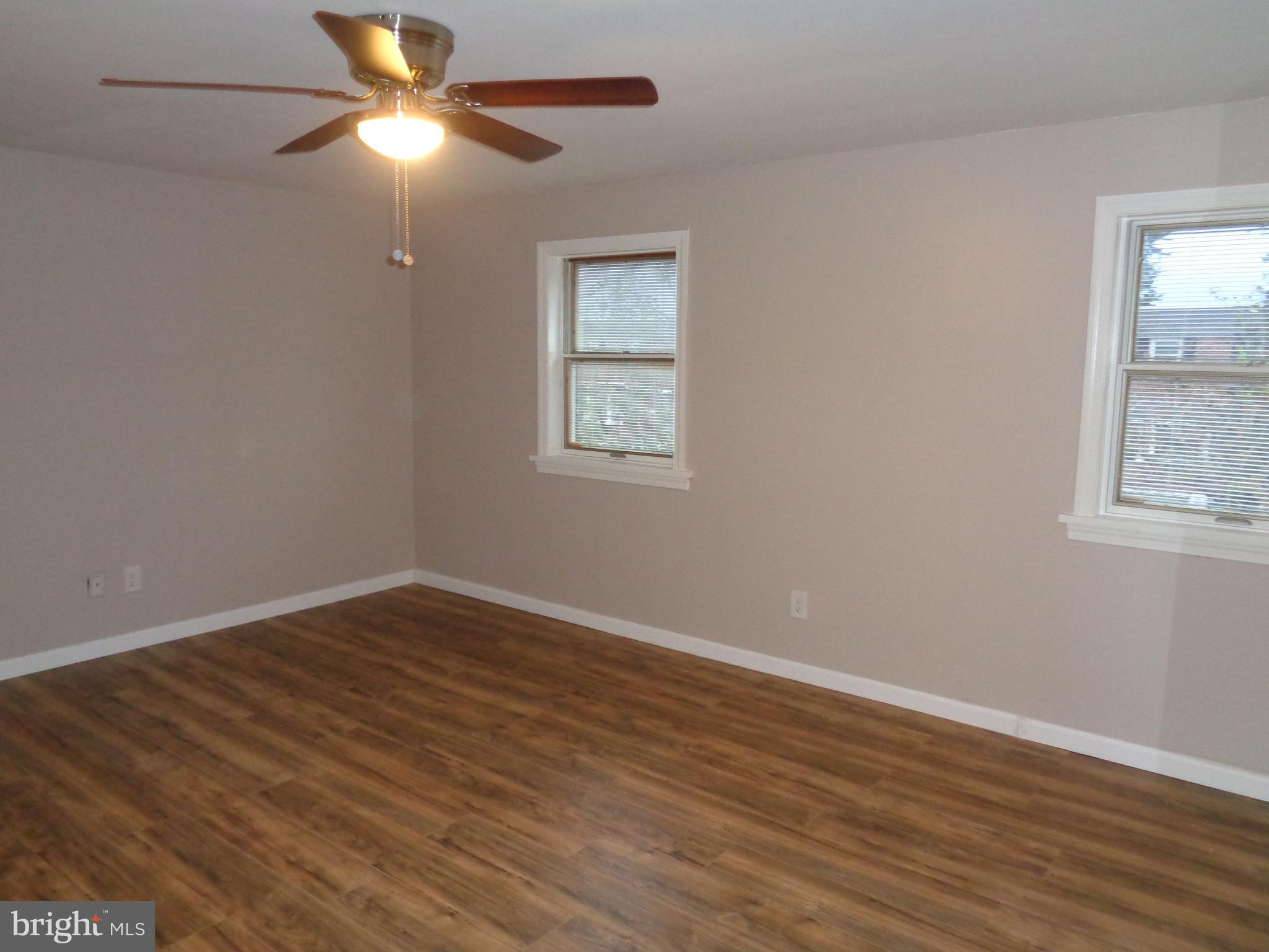 12712 Minden Road Philadelphia, PA 19154 - Photo 11 of 34