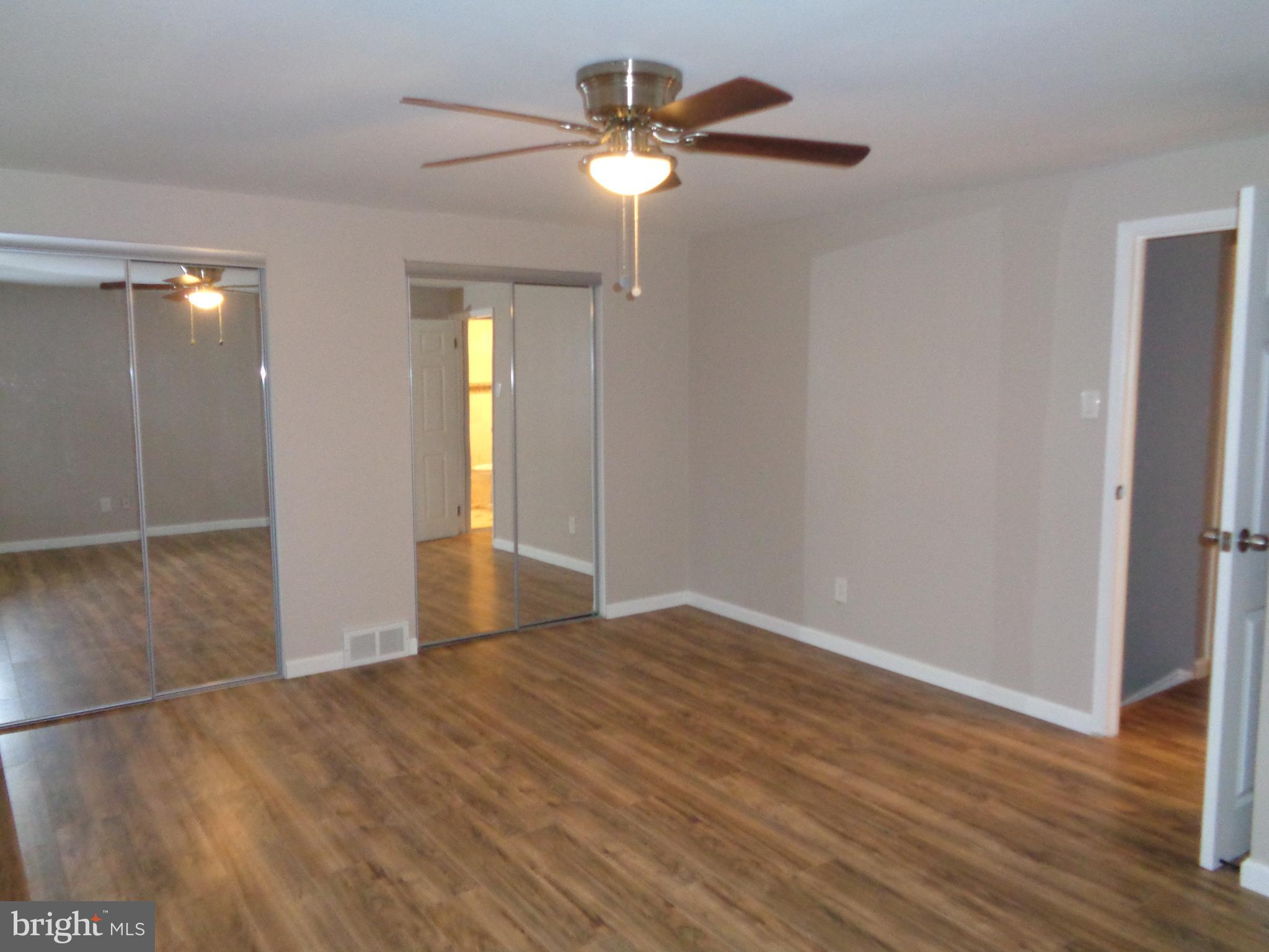 12712 Minden Road Philadelphia, PA 19154 - Photo 13 of 34