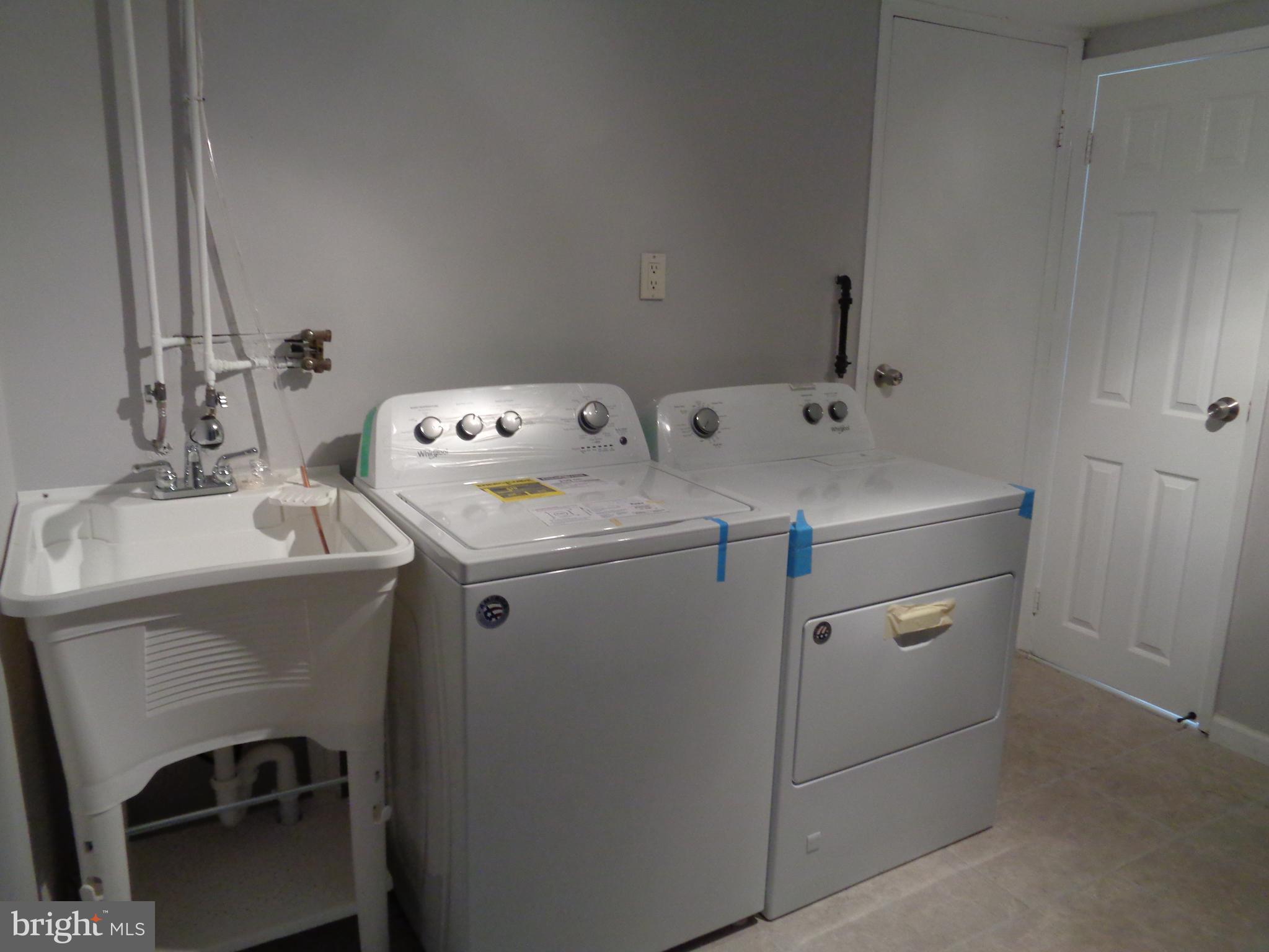 12712 Minden Road Philadelphia, PA 19154 - Photo 33 of 34