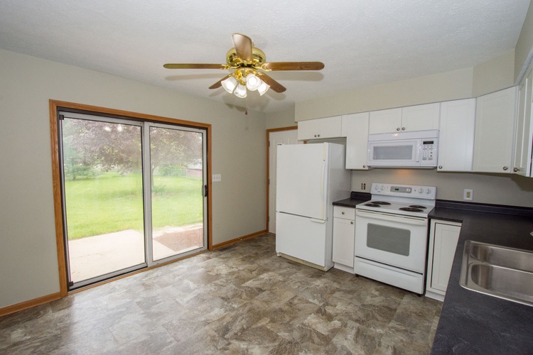 54843 Ehman Road Mishawaka, IN 46545 - Photo 14 of 29 Gallery Image 14