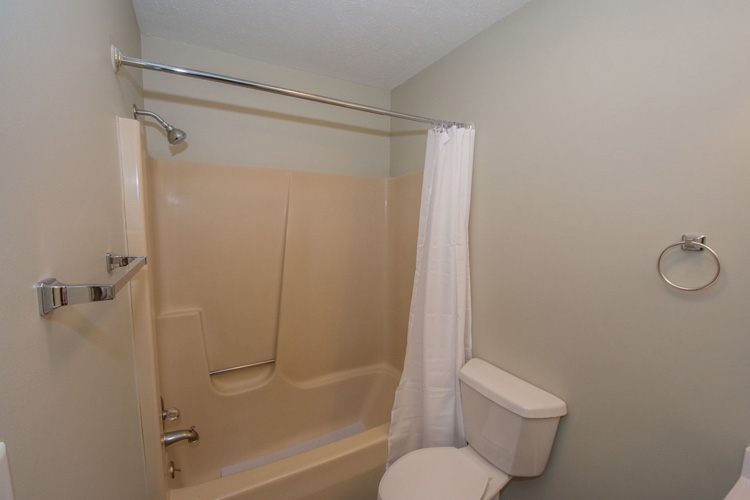 54843 Ehman Road Mishawaka, IN 46545 - Photo 15 of 29 Gallery Image 15