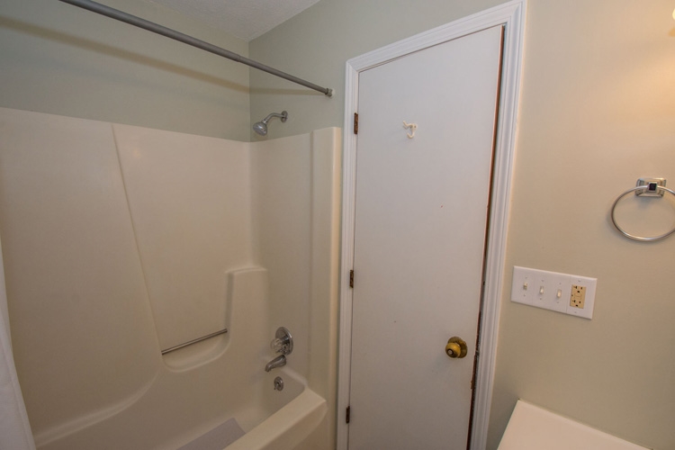 54843 Ehman Road Mishawaka, IN 46545 - Photo 19 of 29 Gallery Image 19