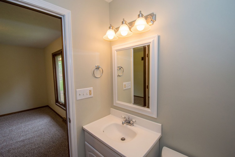 54843 Ehman Road Mishawaka, IN 46545 - Photo 20 of 29 Gallery Image 20