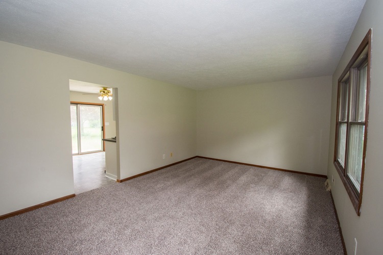 54843 Ehman Road Mishawaka, IN 46545 - Photo 3 of 29 Gallery Image 3