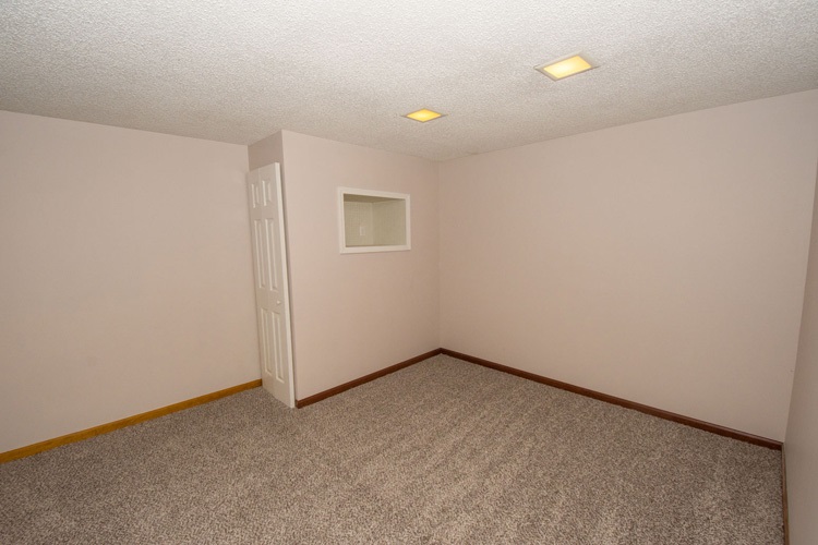 54843 Ehman Road Mishawaka, IN 46545 - Photo 24 of 29 Gallery Image 24