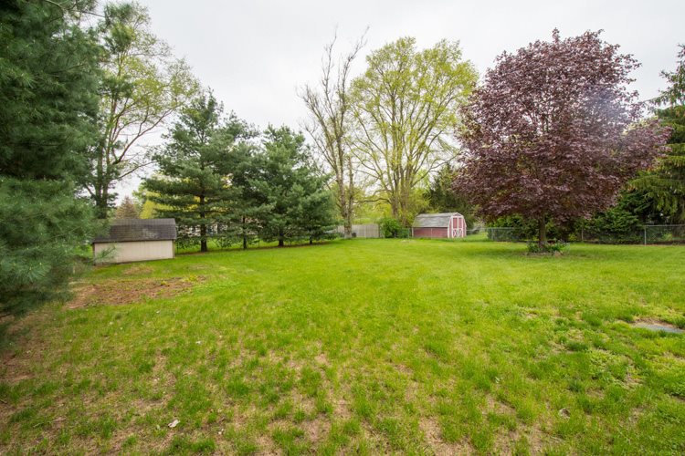 54843 Ehman Road Mishawaka, IN 46545 - Photo 9 of 29 Gallery Image 9