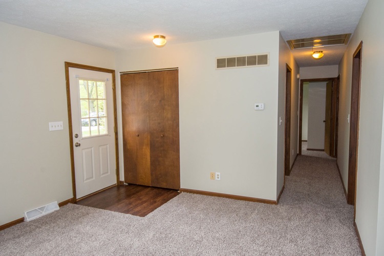 54843 Ehman Road Mishawaka, IN 46545 - Photo 10 of 29 Gallery Image 10