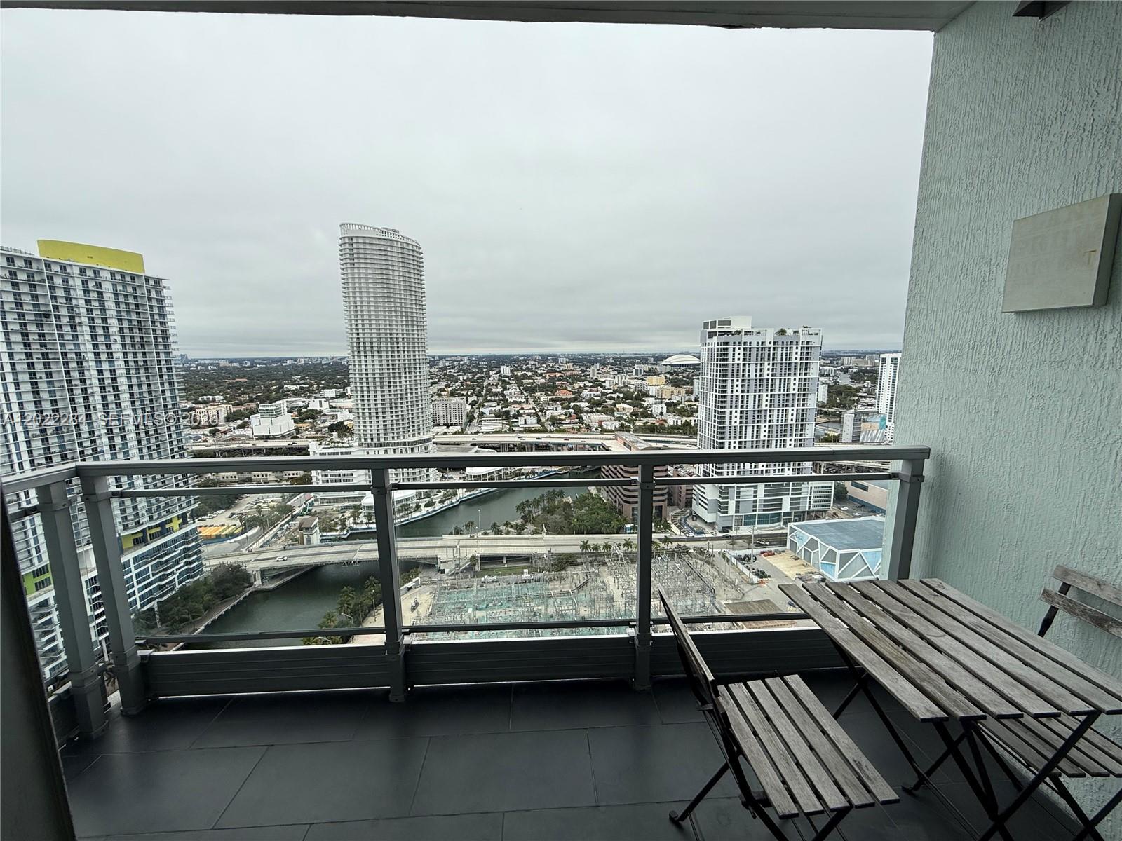 92 Southwest 3rd Street, Unit 3709 Miami, FL 33130 - Photo 20 of 22