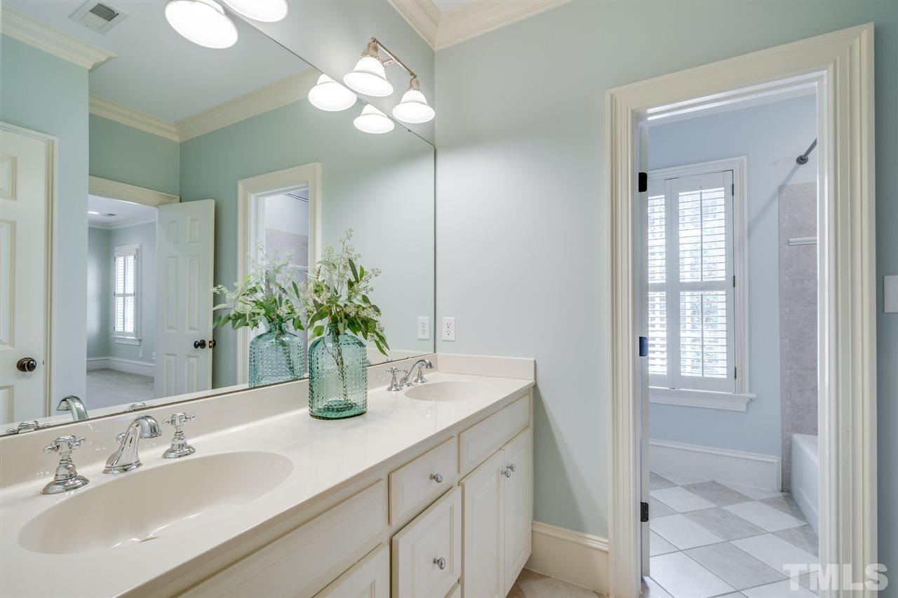 3215 Sussex Road Raleigh, NC 27607 - Photo 22 of 30