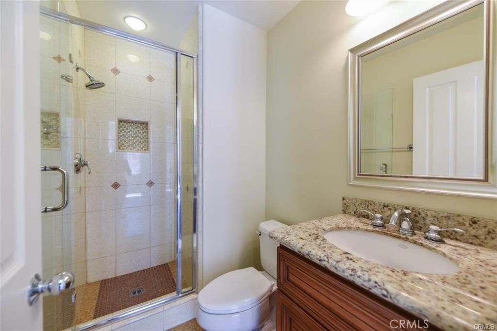 55 Hallmark Irvine, CA 92620 - Photo 17 of 39