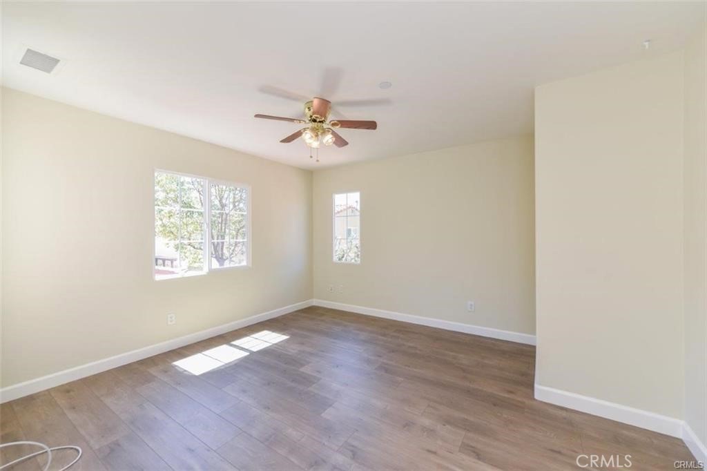 55 Hallmark Irvine, CA 92620 - Photo 25 of 39