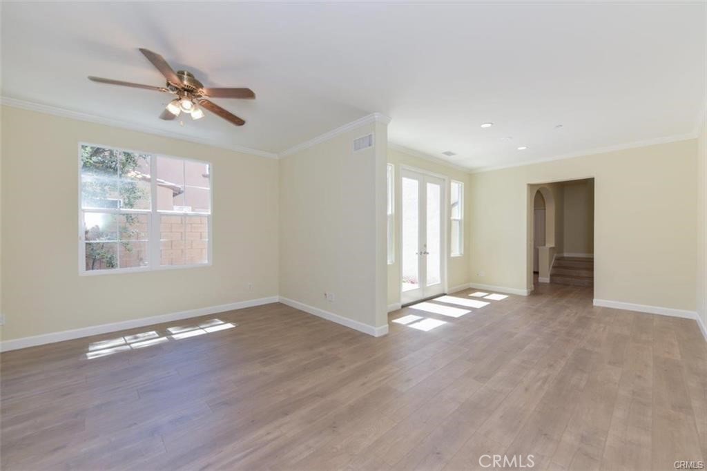 55 Hallmark Irvine, CA 92620 - Photo 7 of 39