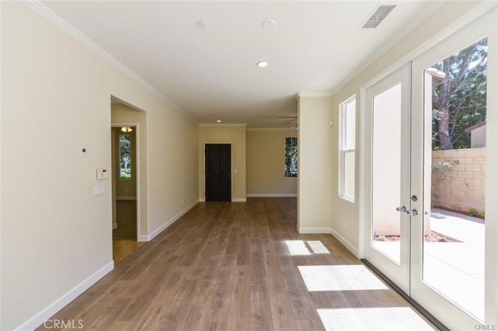 55 Hallmark Irvine, CA 92620 - Photo 10 of 39