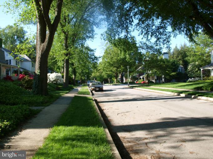 5720 Kenmore Road Baltimore, MD 21210 - Photo 14 of 20 Street view
