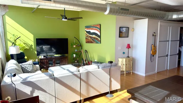 $148,900 | 2020 Washington Avenue, Unit 710, St. Louis, MO 63103