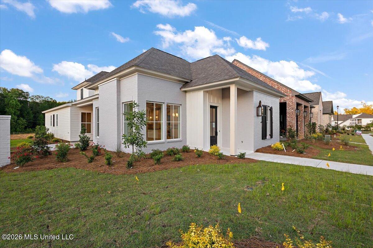 136 Water Street Madison, MS 39110 - Photo 2 of 42 02-HTP_2222