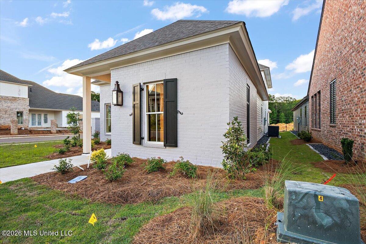 136 Water Street Madison, MS 39110 - Photo 4 of 42 03-HTP_2225