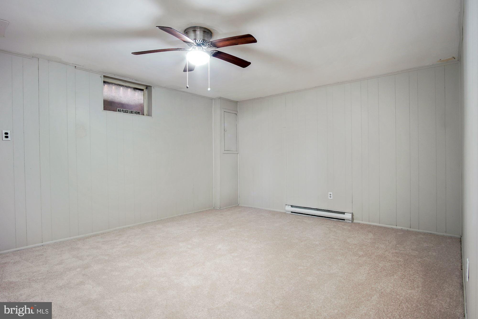 14541 Good Hope Road Silver Spring, MD 20905 - Photo 20 of 32 Game room or office ? - basement