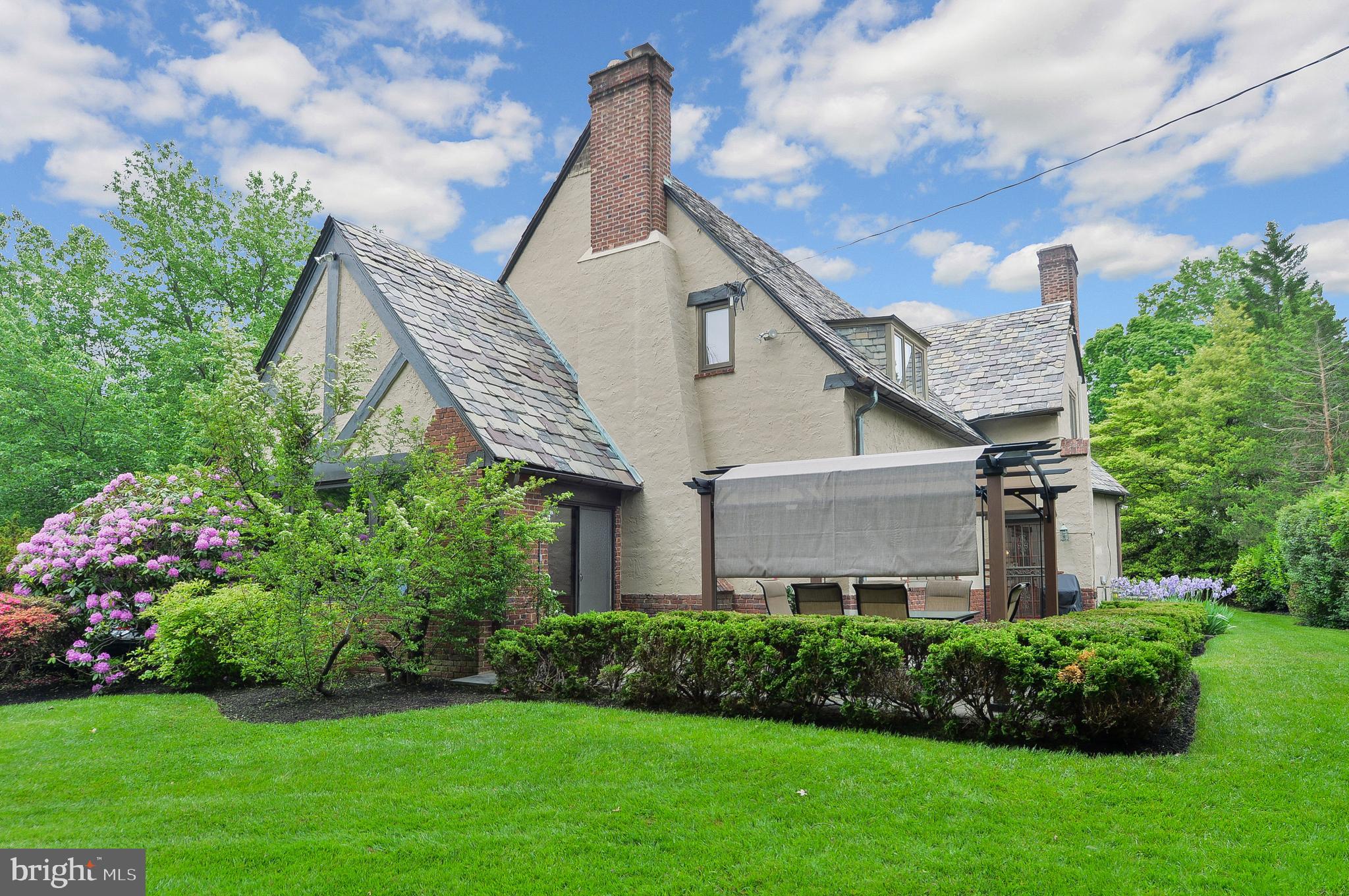 Side Lawn