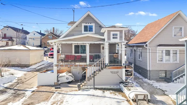 $280,000 | 1963 South 7th Street, Milwaukee, WI 53204