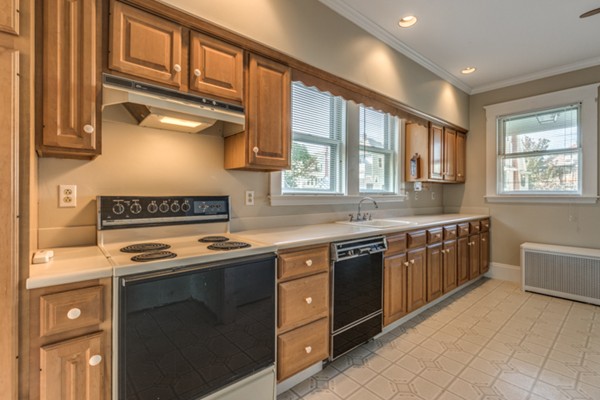 17-19 Naples Road Salem, MA 01970 - Photo 15 of 27 Gallery Image 15