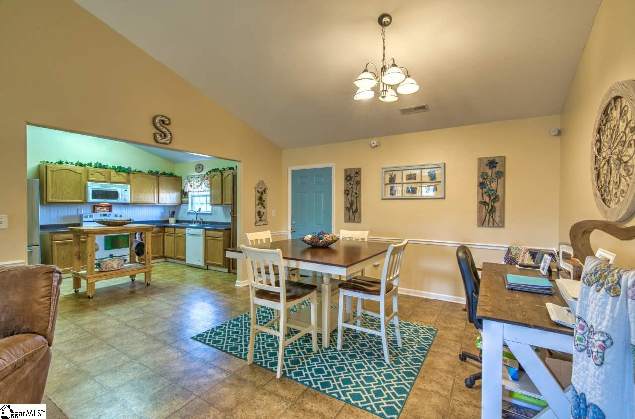 505 Crossgate Way Fountain Inn, SC 29644 - Photo 7 of 28