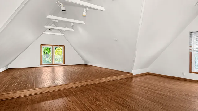 $2,595 | 433 Wisconsin Avenue, Unit 2F, Oak Park, IL 60302