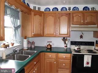 1154 Kepler Road Pottstown, PA 19464 - Photo 2 of 6 Gallery Image 2