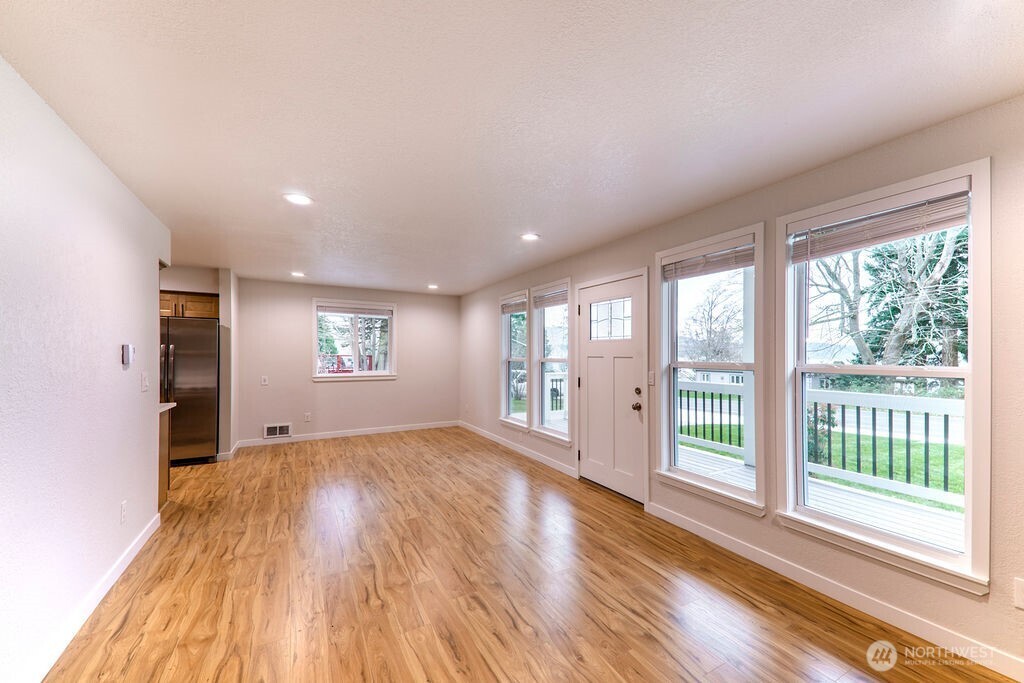 2550 MacKenzie Road Bellingham, WA 98226 - Photo 11 of 33