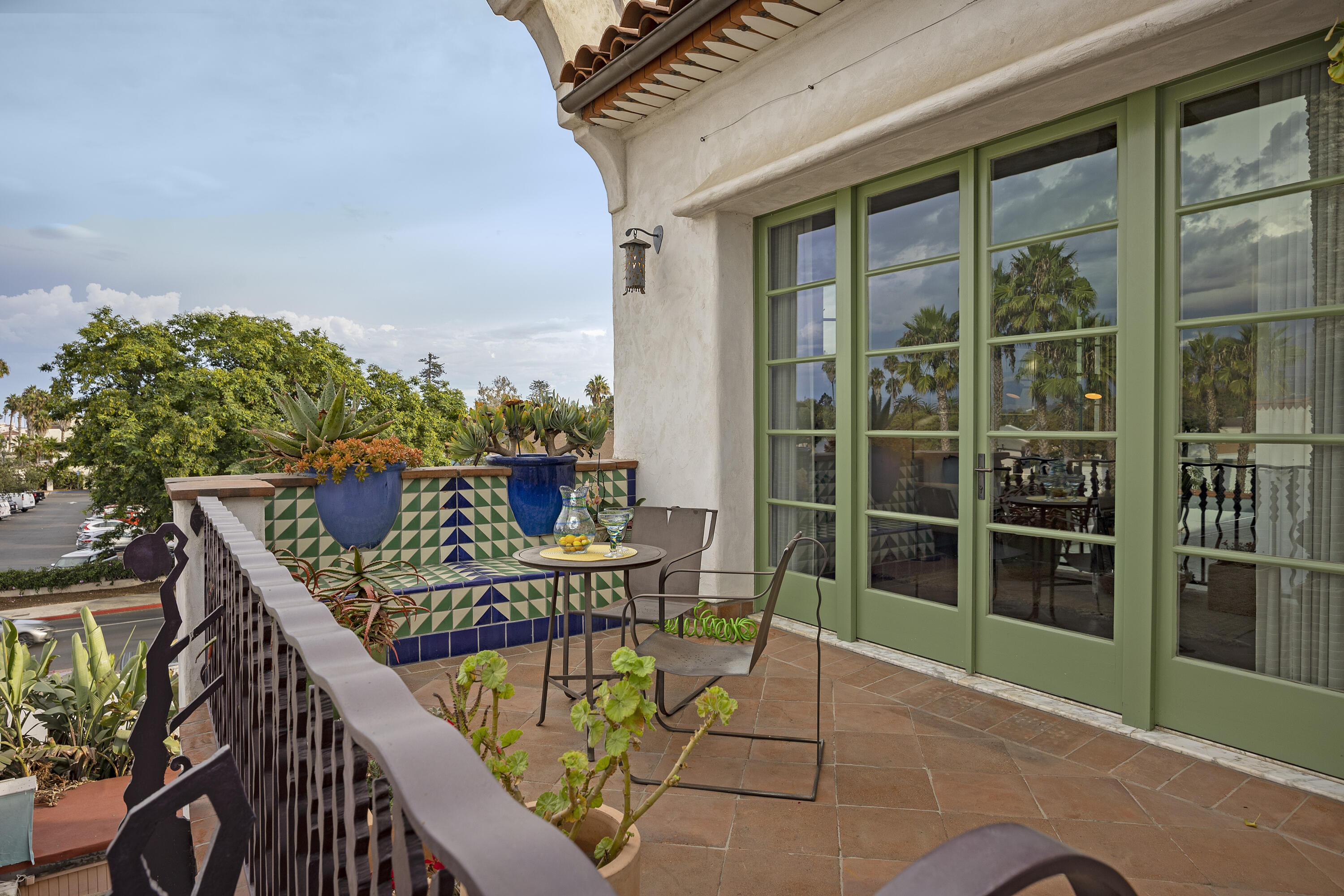 407 State Street Santa Barbara, CA 93101 - Photo 16 of 32 Top east terrace looking south