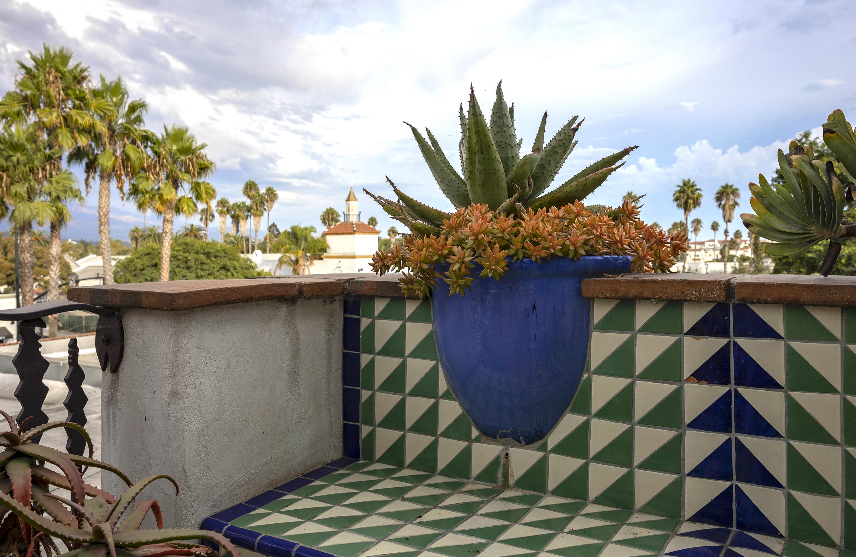 407 State Street Santa Barbara, CA 93101 - Photo 26 of 32 Colorful planter+bench on upper terrace