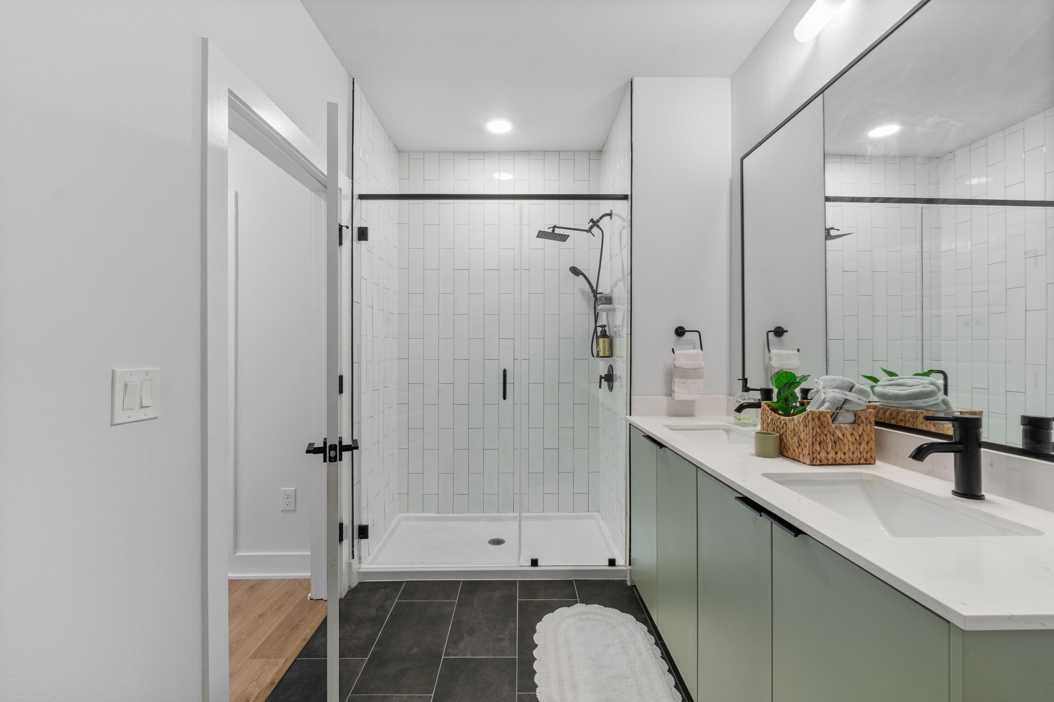 2500 Longview Street, Unit 303 Austin, TX 78705 - Photo 14 of 39