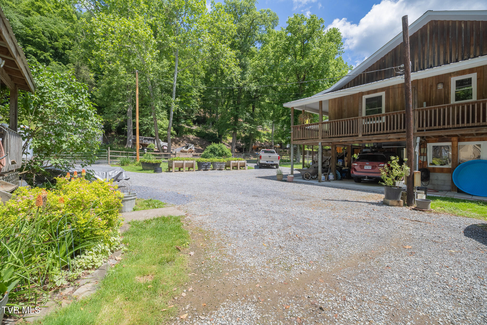 17088 North Fork River Road Abingdon, VA 24210 - Photo 11 of 102 _MG_5566-HDR