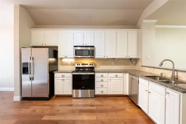 $420,000 | 3075 Willow Grove Boulevard, Unit 1105, McKinney, TX 75070