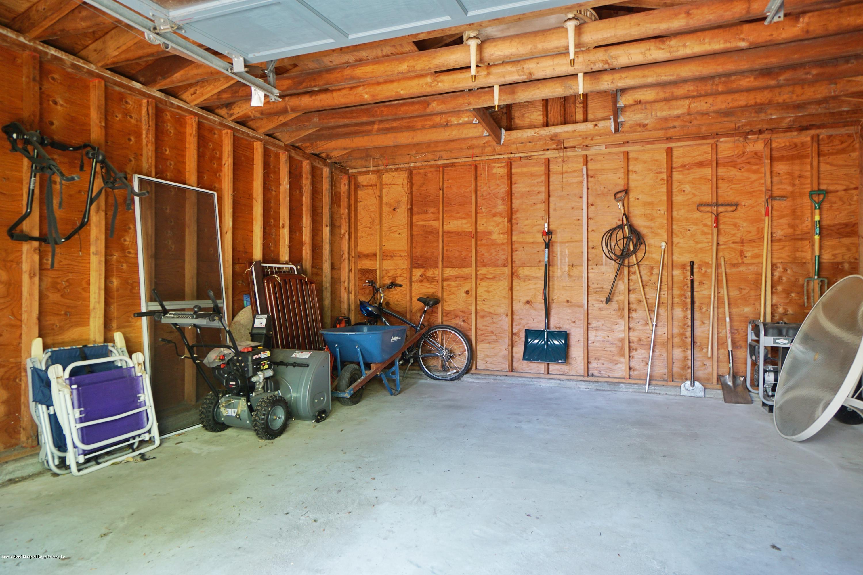 1 Grace Road Staten Island, NY 10306 - Photo 25 of 30 (25) GARAGE
