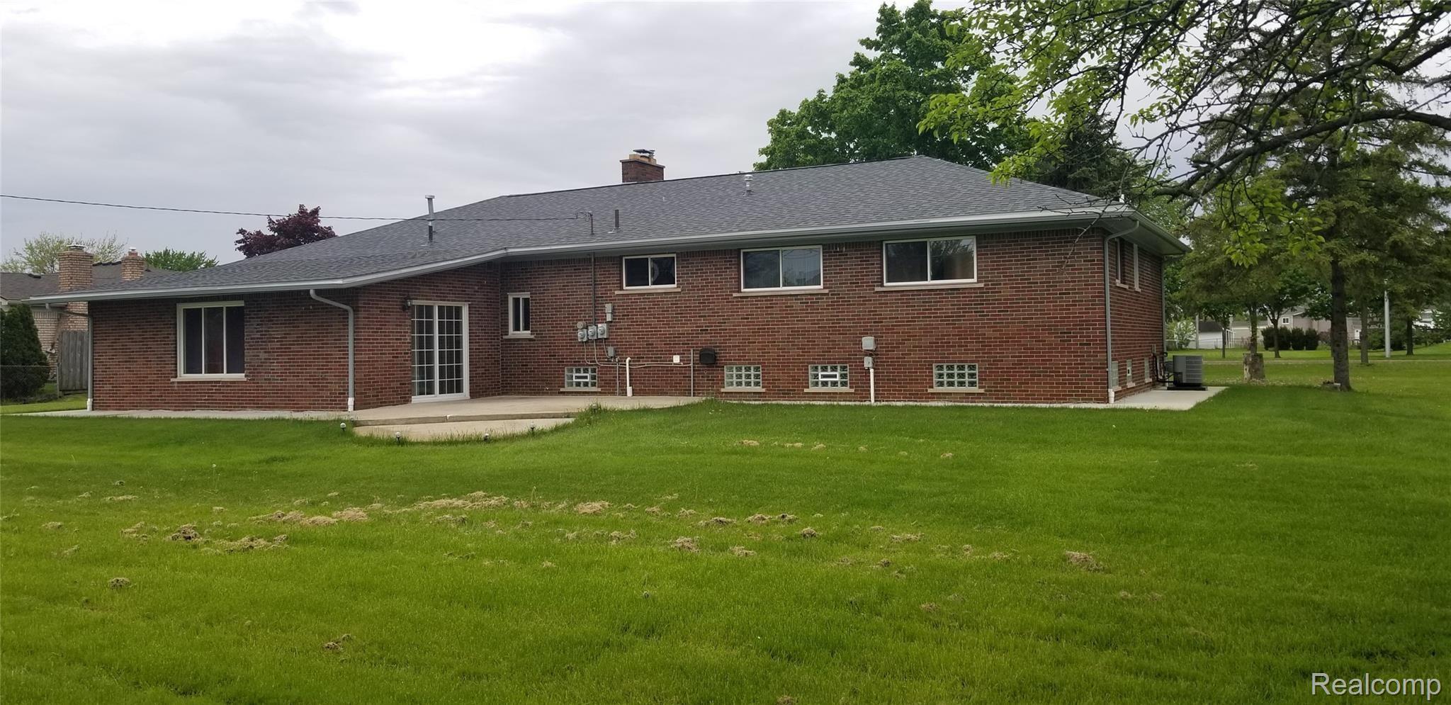 36380 Ryan Road Sterling Heights, MI 48310 - Photo 7 of 48 20190522_36380 Ryan-back2.jpg