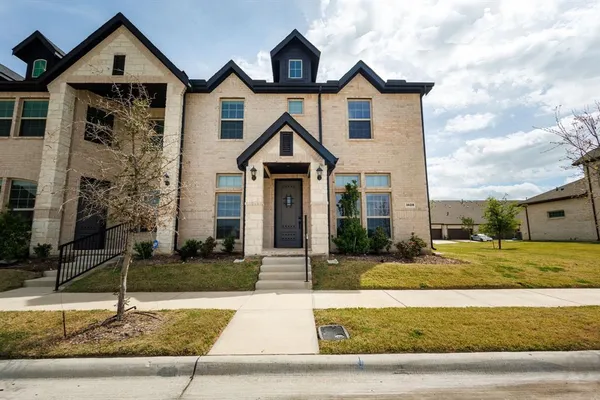 $3,185 | 3628 Chaucer Trail, Rowlett, TX 75088