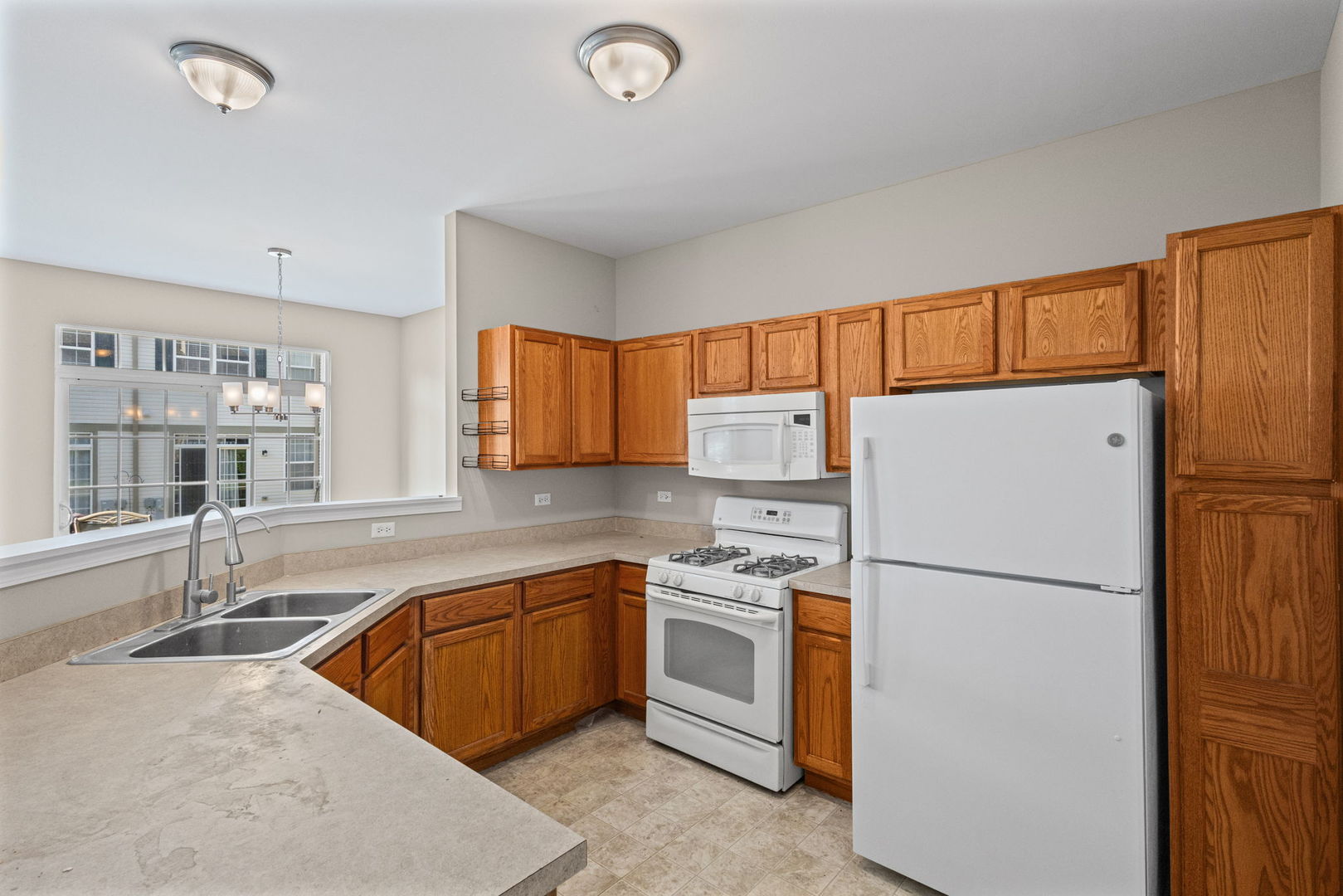 535 North Red Deer Road, Unit 535 Round Lake, IL 60073 - Photo 6 of 18