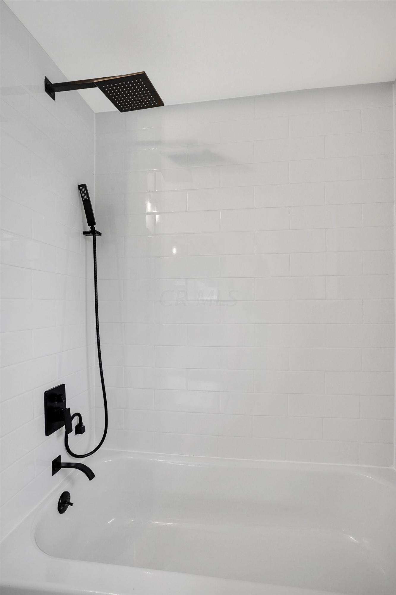 3137 Minerva Lake Road Columbus, OH 43231 - Photo 19 of 30 Gallery Image 19